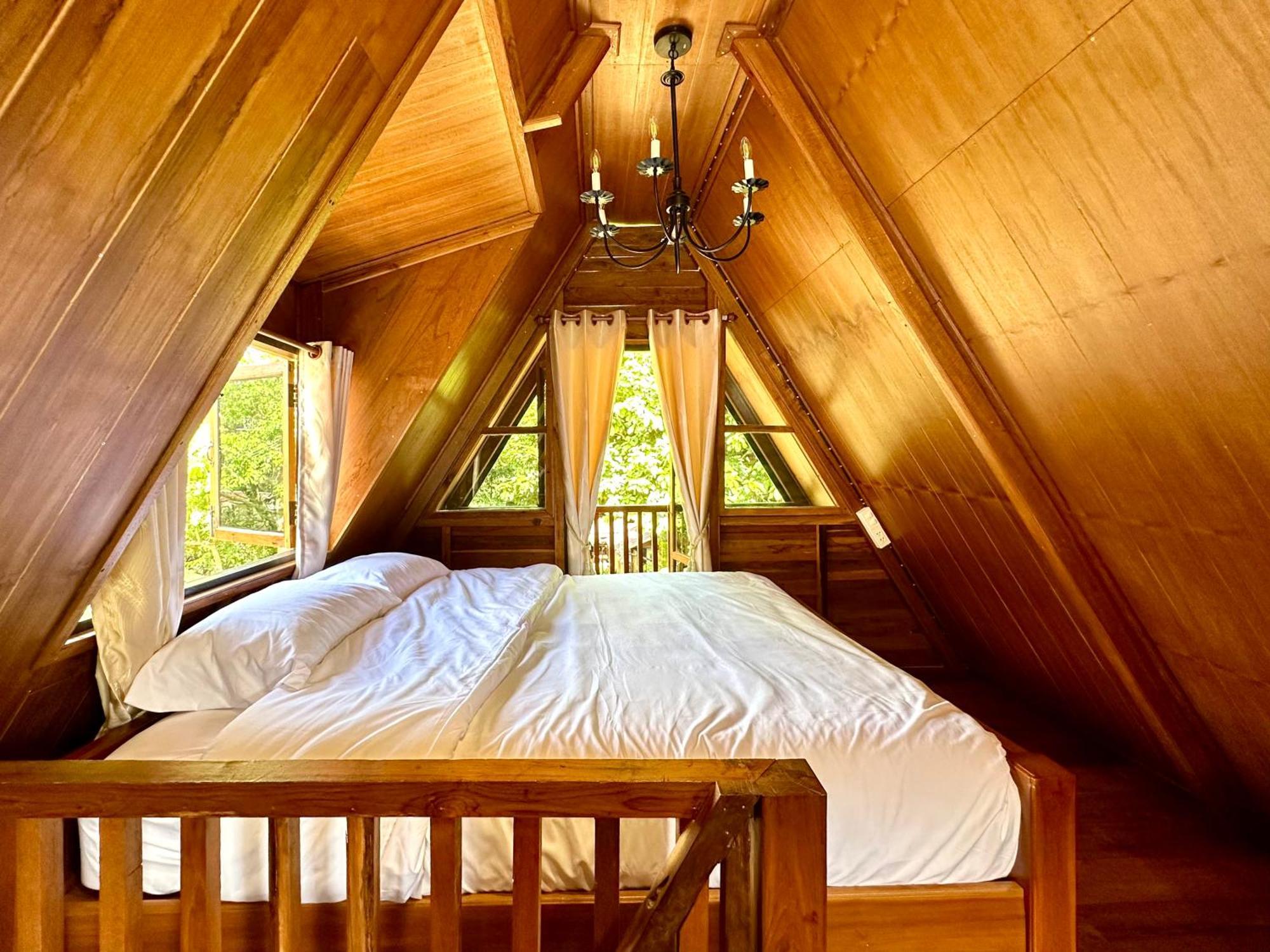 Hotel Ban Kaew Mo Ra Glamping & Restaurant Pang Mapha Exterior foto
