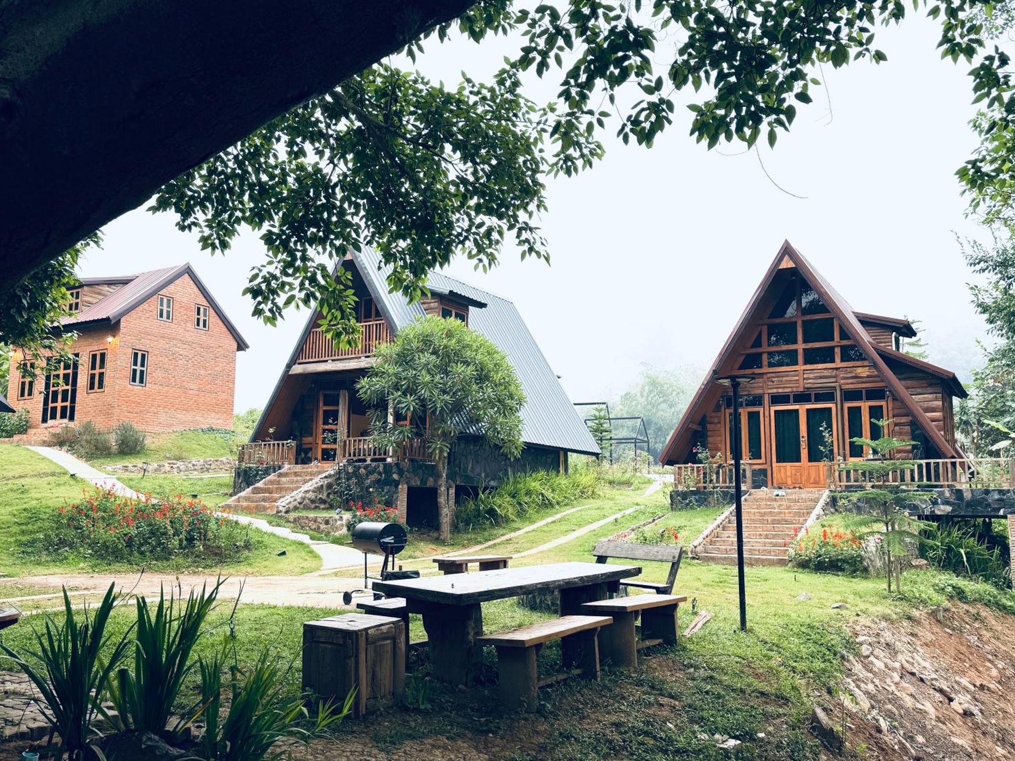 Hotel Ban Kaew Mo Ra Glamping & Restaurant Pang Mapha Exterior foto
