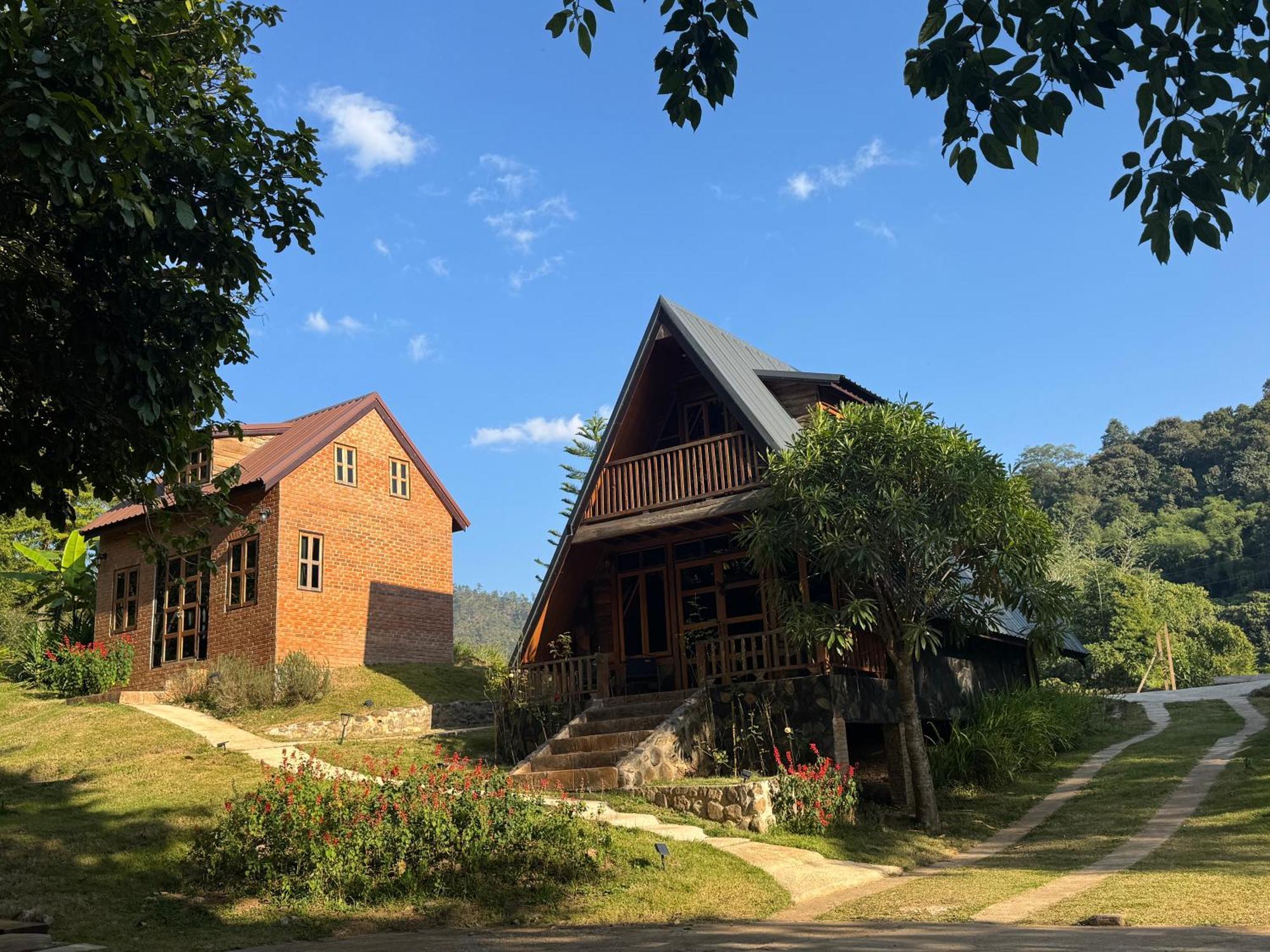 Hotel Ban Kaew Mo Ra Glamping & Restaurant Pang Mapha Exterior foto