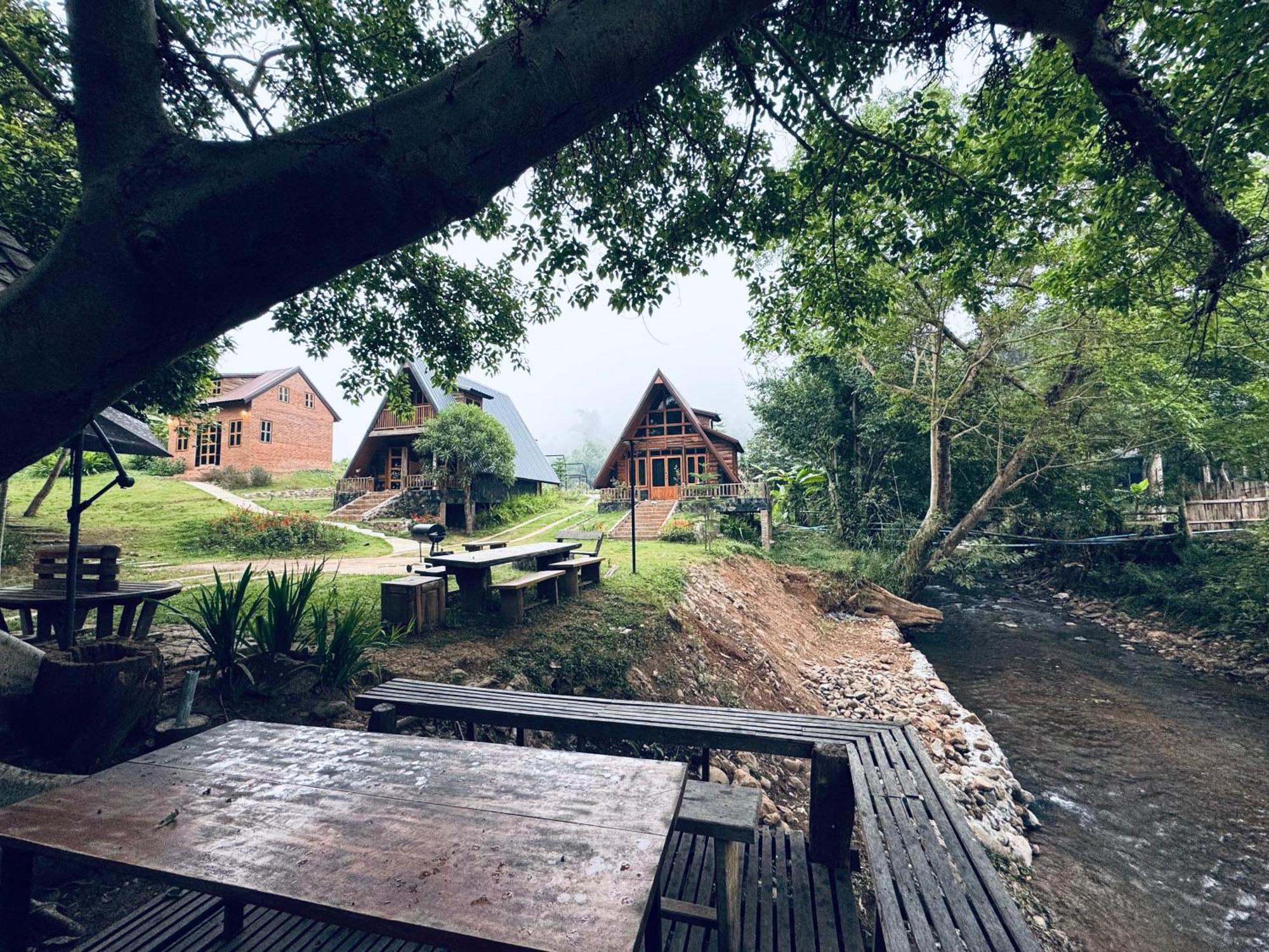 Hotel Ban Kaew Mo Ra Glamping & Restaurant Pang Mapha Exterior foto