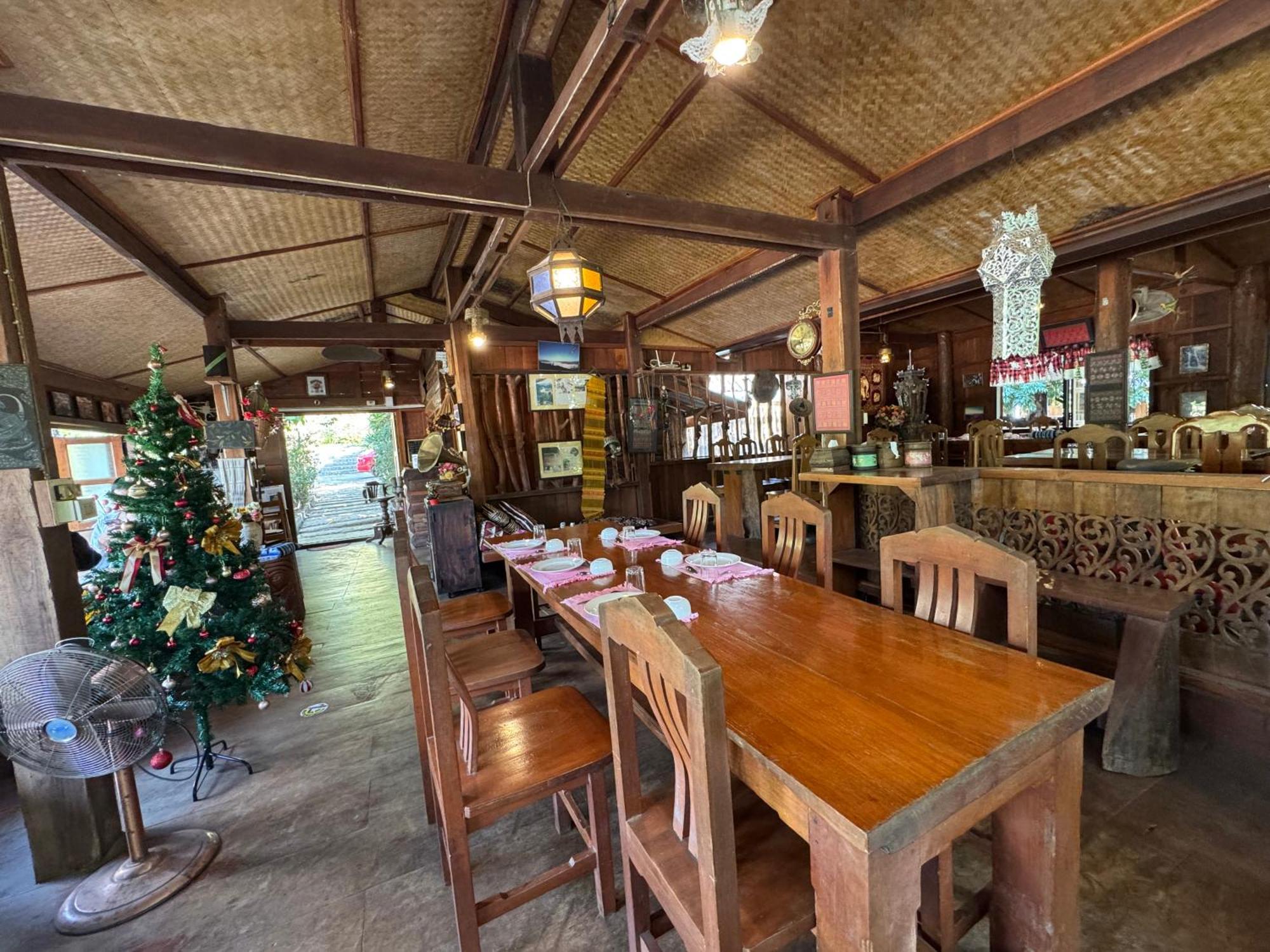 Hotel Ban Kaew Mo Ra Glamping & Restaurant Pang Mapha Exterior foto